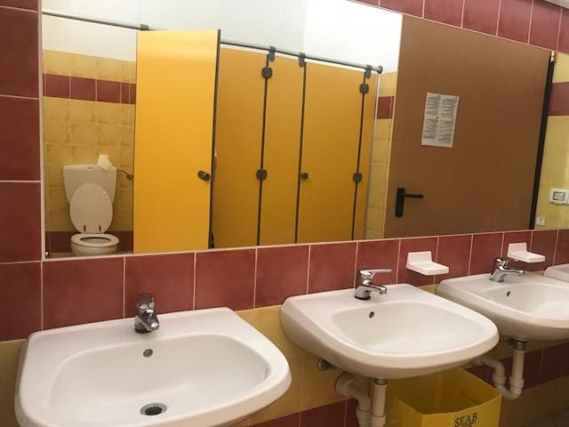 Albergo E Ostello Della Gioventu Biella Centro Storico Luaran gambar