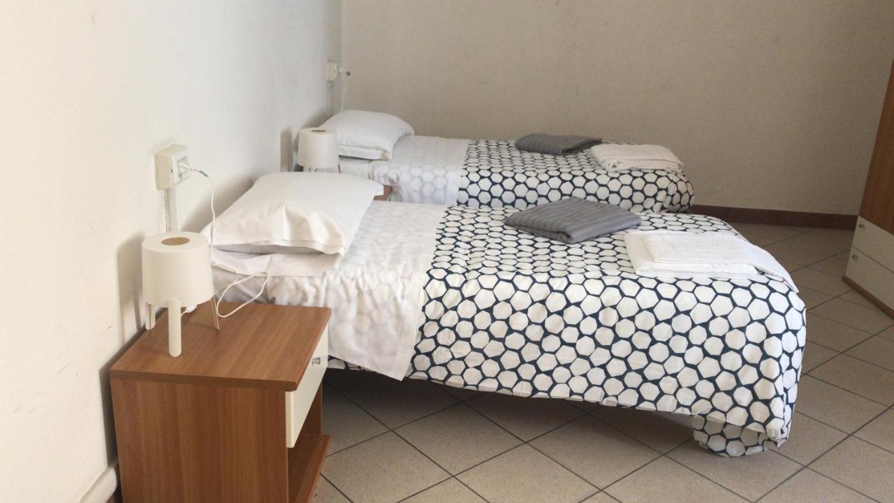 Albergo E Ostello Della Gioventu Biella Centro Storico Luaran gambar